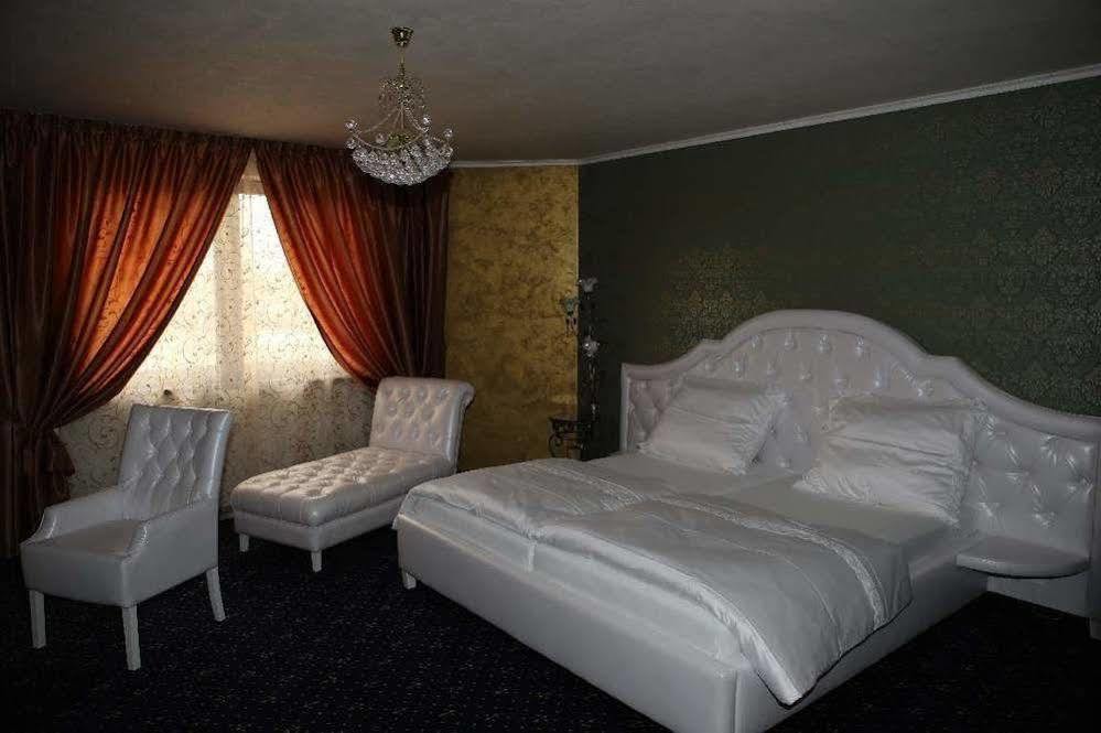 براتسيلافا Hotel Kotva المظهر الخارجي الصورة